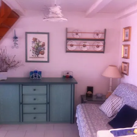 Apartment Marina Di Sant Ambroggio